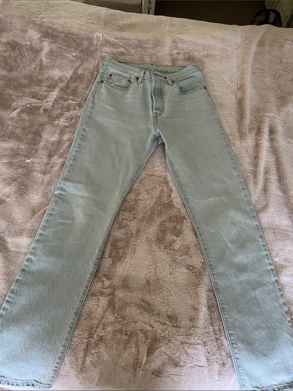 Levi's Light Wash High-Rise Straight Leg Jeans